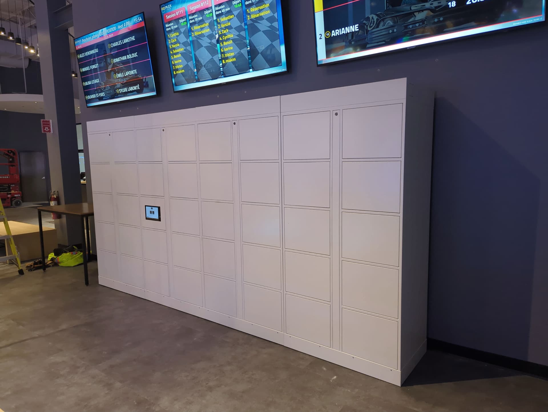 Hospitality & Venues smart locker feature